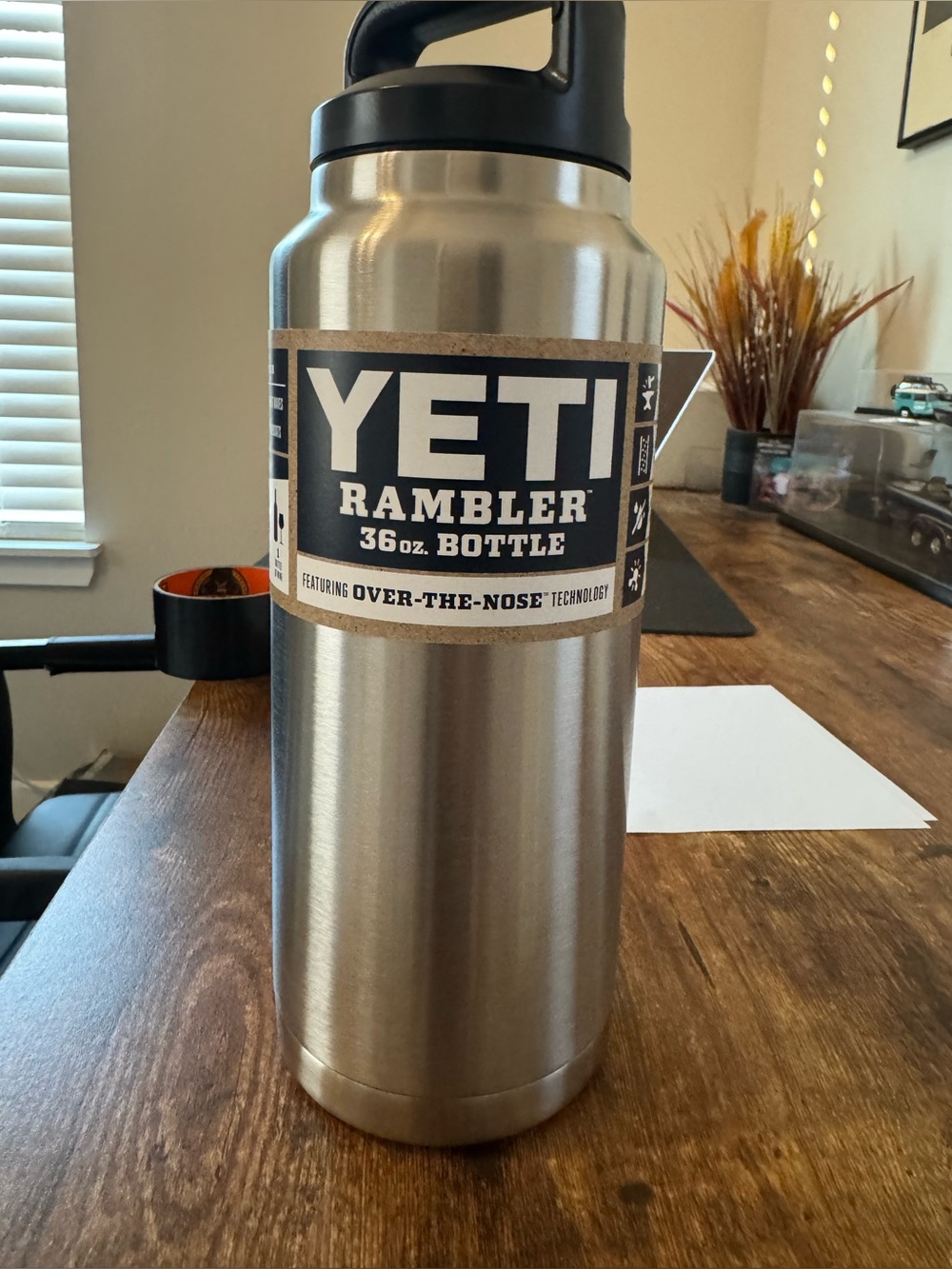 Yeti 36 Rambler Stainless Steel Water Bottle with Black Lid